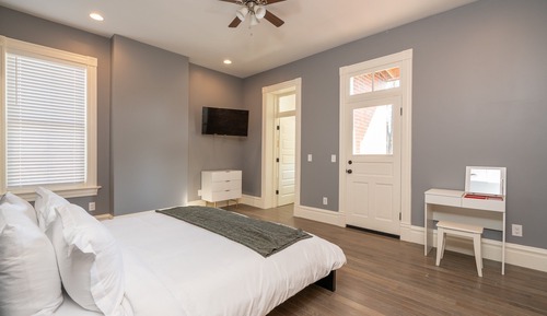 House, Multiple Beds, Patio, City View