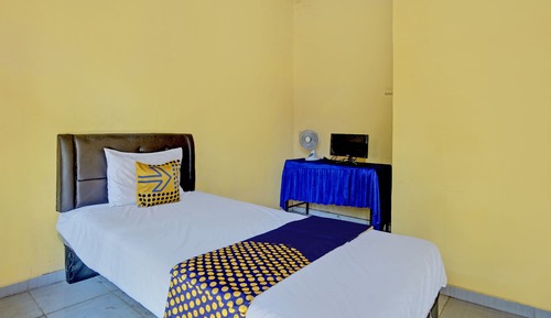 Economy Single Room