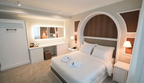 Royal Room
