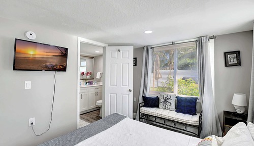 House, Multiple Beds, Pool Access, Pool View (Seacrest Estate)