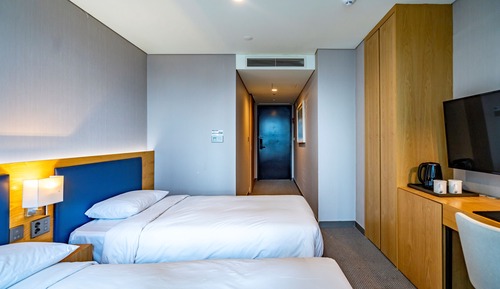 Family Twin Room