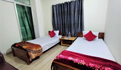 Basic Triple Room
