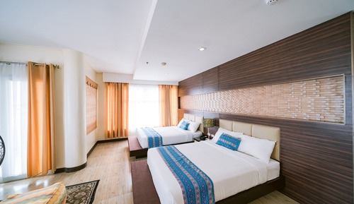 Junior Room