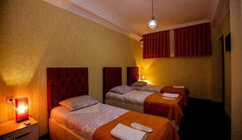 Comfort Triple Room, City View