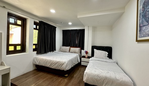 Premium Triple Room