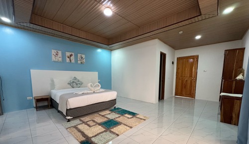S3, Superior Double Room, Non Smoking, Partial Ocean View