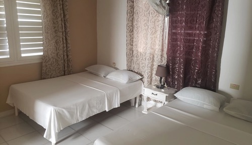 Basic Double or Twin Room, 2 Queen Beds, Accessible