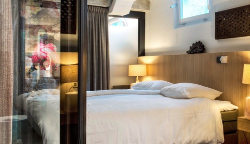 Basement Apartment Suite with Wellness