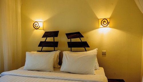 Traditional Suite