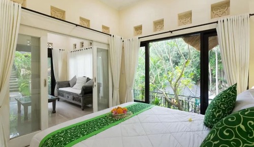 Villa, Garden View