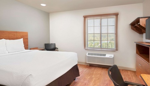 Room, 1 Queen Bed, Accessible, Non Smoking (Roll-in Shower)