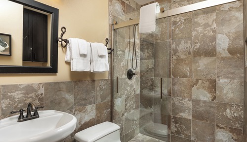Condo (3 Bath with Loft)