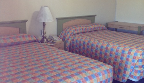 Standard Room, 2 Double Beds, Pool View