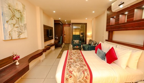 Deluxe Room with Balcony