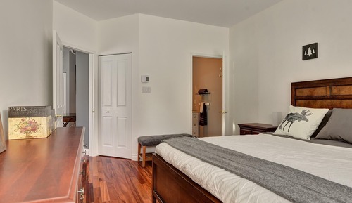 Condo, 2 Bedrooms