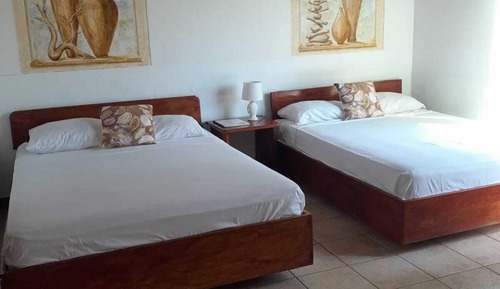 Standard Cabin, 2 Double Beds (07)