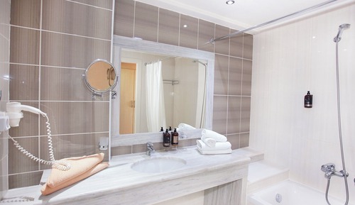 Suite, Sea View