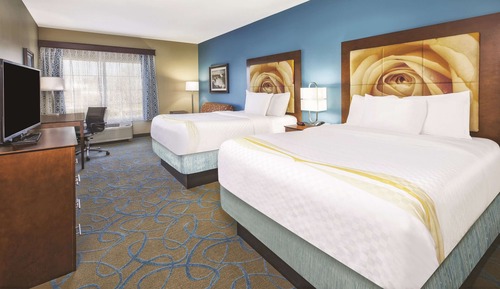 Suite, 2 Queen Beds, Non Smoking