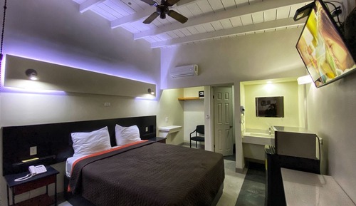 Standard Cabin, 1 Large Twin Bed