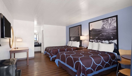 Room, 2 Queen Beds, Non Smoking