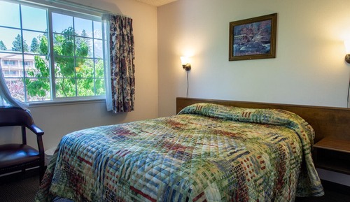 Standard Room, 1 Queen Bed