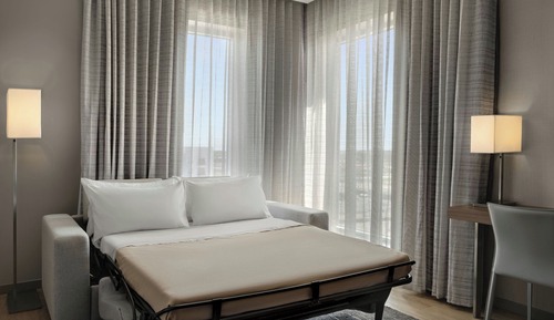Suite, Multiple Beds, Corner