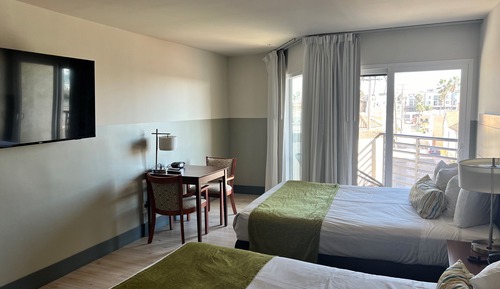 Standard Room, 2 Queen Beds, Balcony (Upper Floor)