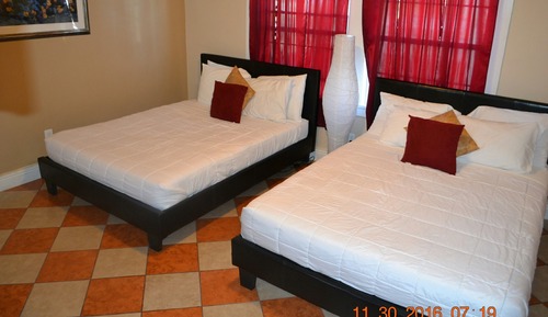 Family Studio, 2 Queen Beds, Kitchenette