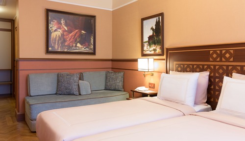 Superior Triple Room