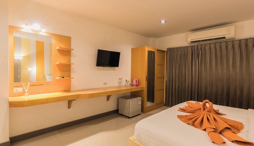 Deluxe Triple Room