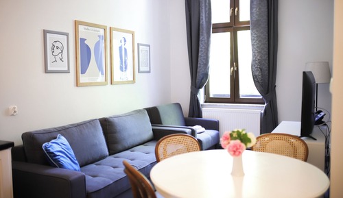 Apartment with 2 rooms and chair bed