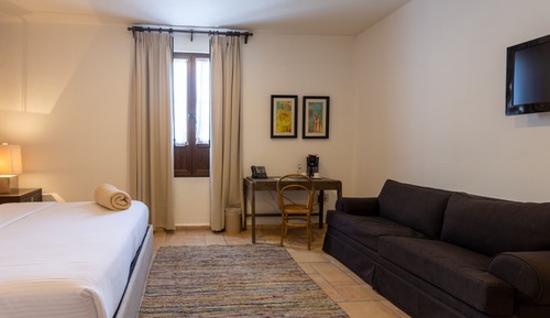 Superior Room, 1 King Bed