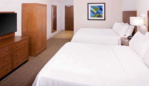 Standard Room, 2 Queen Beds, Accessible (Comm)