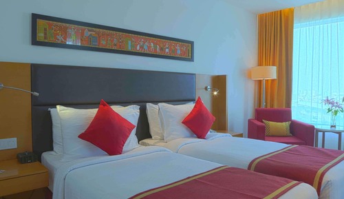 Twin Room, 2 Twin Beds, Lake View