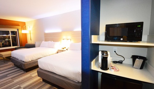 Standard Room, 2 Queen Beds, Accessible, Non Smoking (Communications)