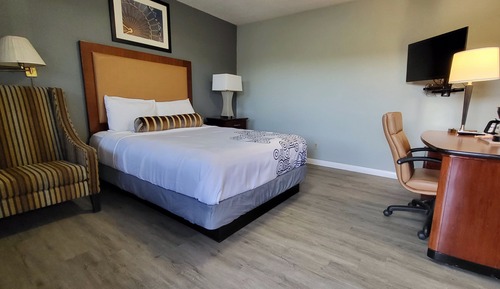 Classic Room, 1 Queen Bed