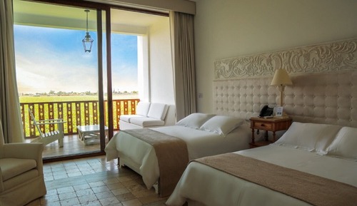 Superior Double Room, 2 Twin Beds, Vineyard View