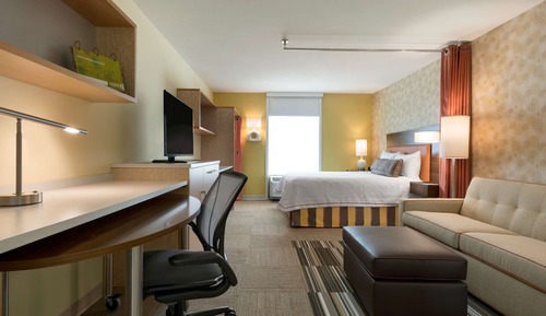 Studio, 1 Queen Bed, Accessible, Bathtub