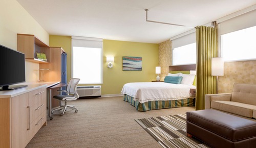 Studio Suite, 1 Queen Bed with Sofa bed, Accessible, Non Smoking (Kitchen)