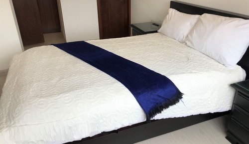 Panoramic Apartment, 1 Queen Bed, Terrace, Mountain View