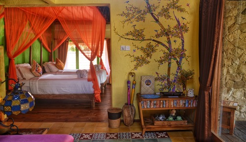 Deluxe Villa, 2 Bedrooms, Bathtub, Pool View