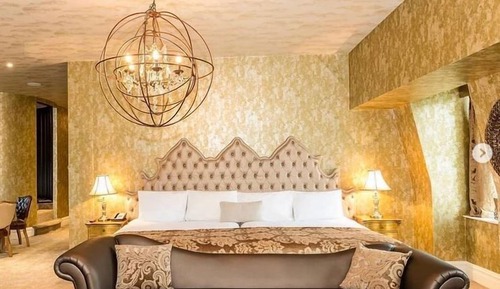 Presidential Room