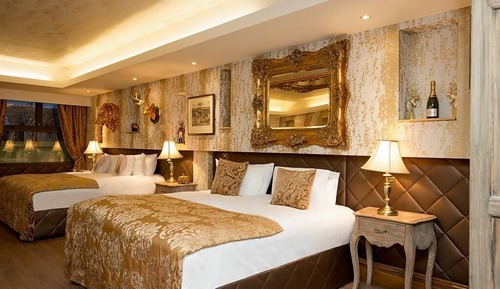 Luxury Room