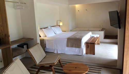 Suite, Bathtub, Partial Sea View