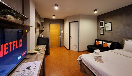 Premium Studio