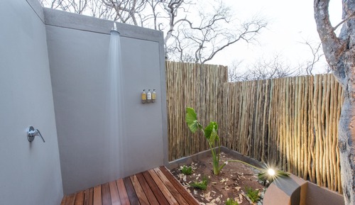 Deluxe Garden Suite