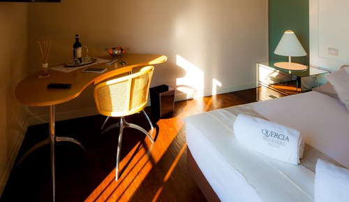 Double Room, Lake View (1st floor)