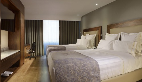 Executive Room, 2 Queen Beds (Deluxe)