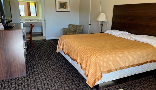 Suite, 1 King Bed, Non Smoking