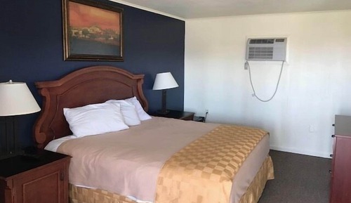 Deluxe Room, 1 King Bed